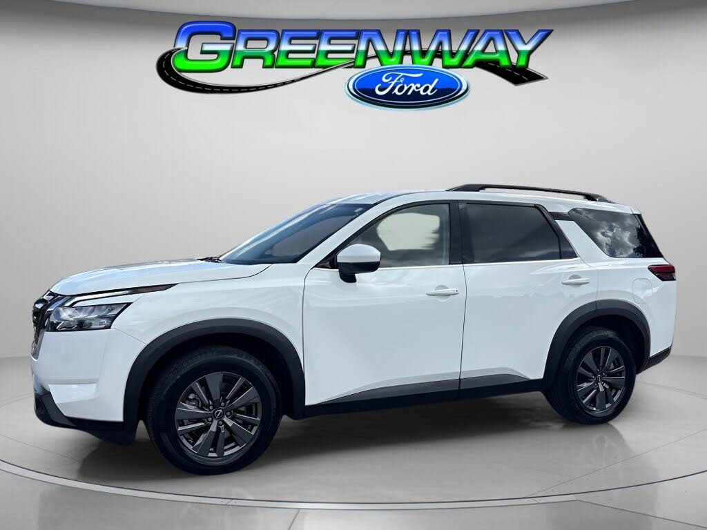 2023 Nissan Pathfinder SV FWD