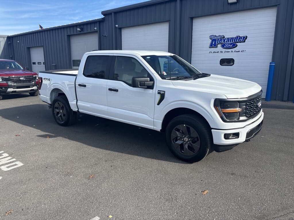 2025 Ford F-150 STX 4dr SuperCrew 4WD