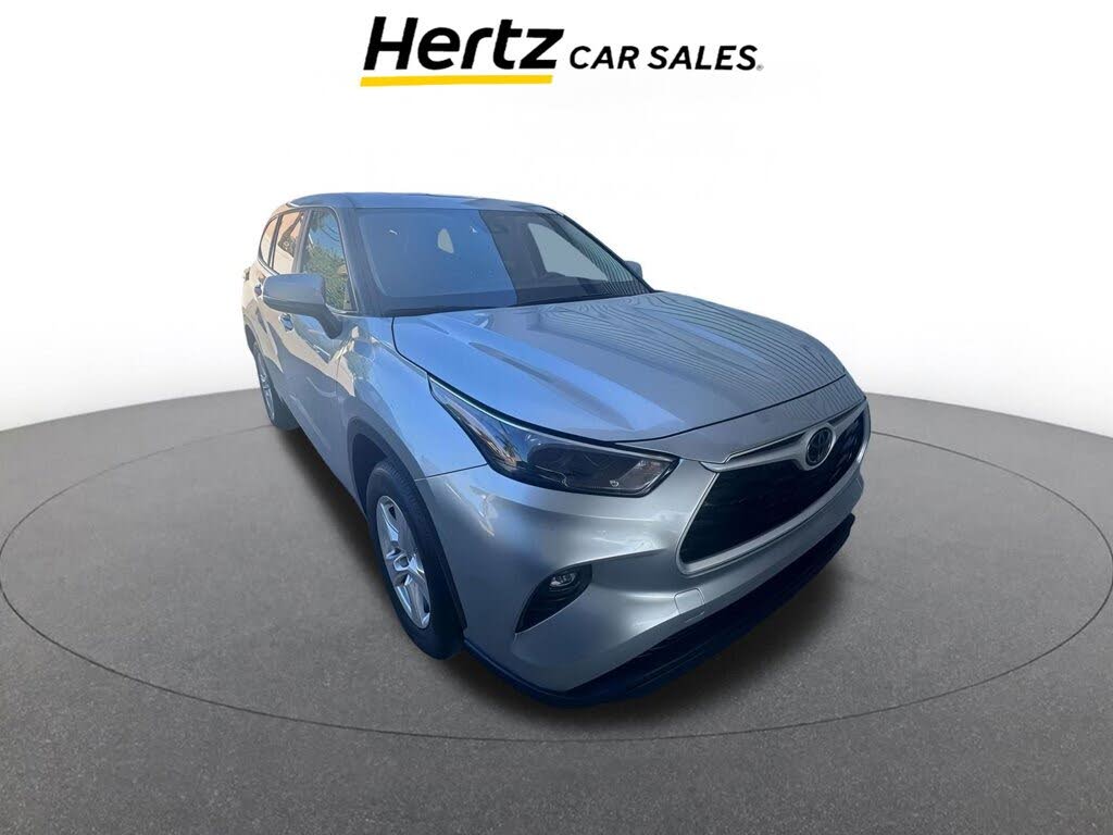 2025 Toyota Highlander LE FWD