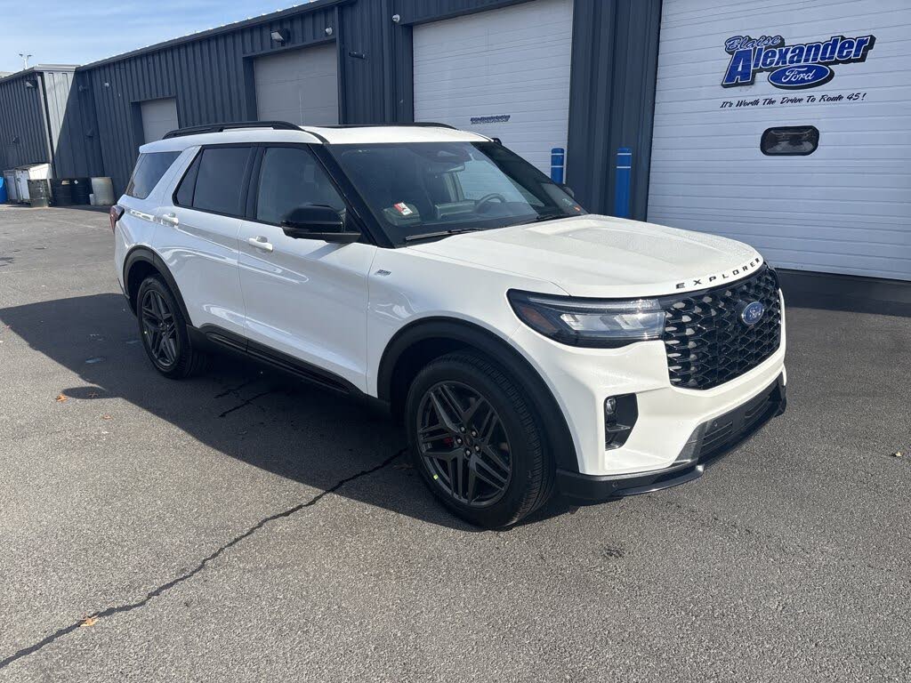 2026 Ford Explorer ST-Line AWD