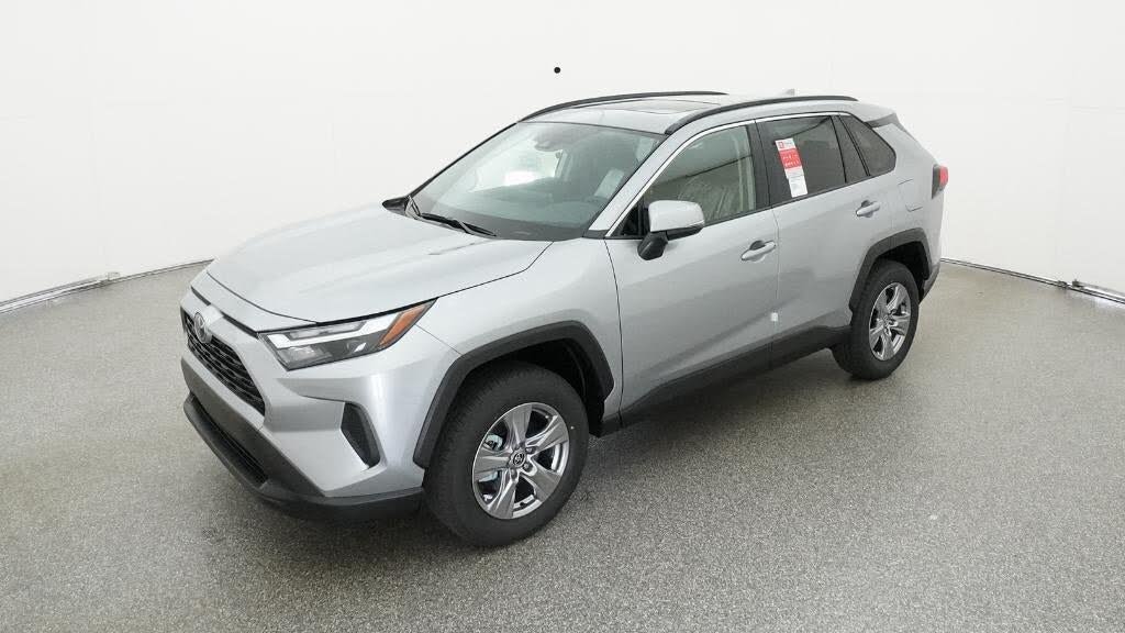 2025 Toyota RAV4 XLE AWD