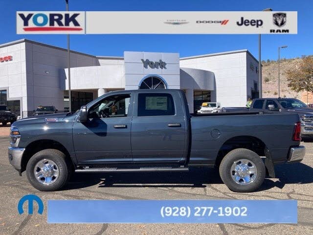 2026 RAM 2500 Tradesman Crew Cab 4WD