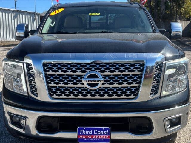 2017 Nissan Titan SL Crew Cab