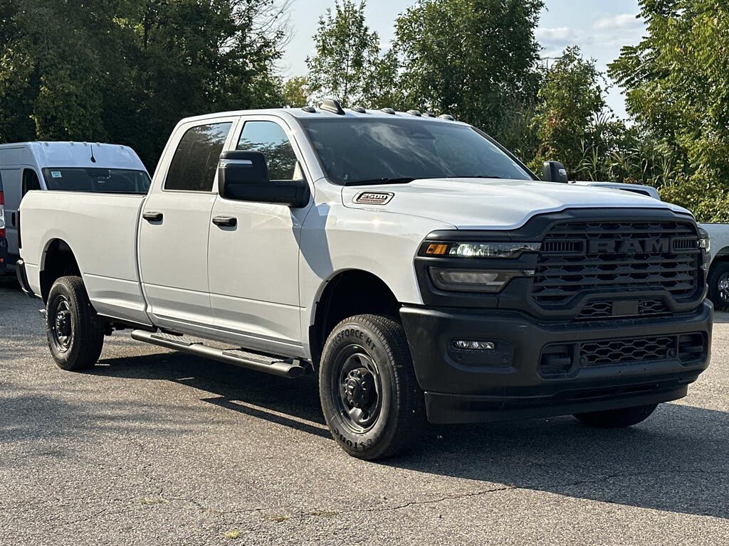2026 RAM 2500 Tradesman Crew Cab LB 4WD