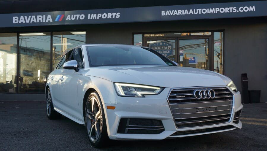 2018 Audi A4 2.0 TFSI quattro Premium Plus AWD