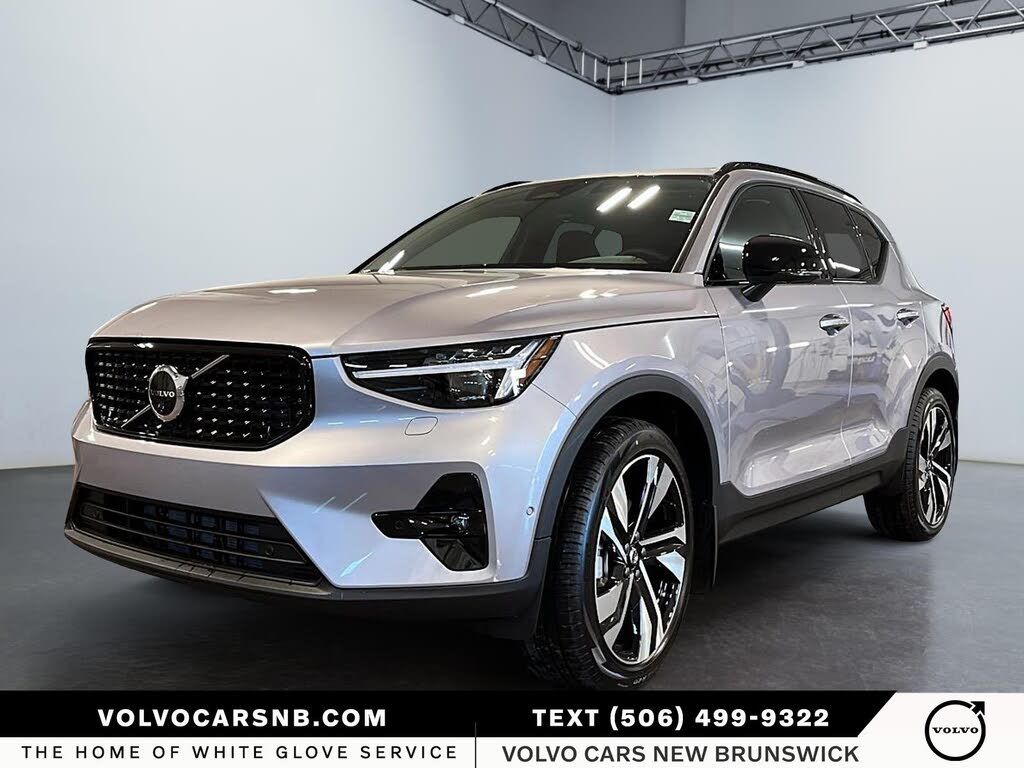 2026 Volvo XC40 B5 Plus AWD