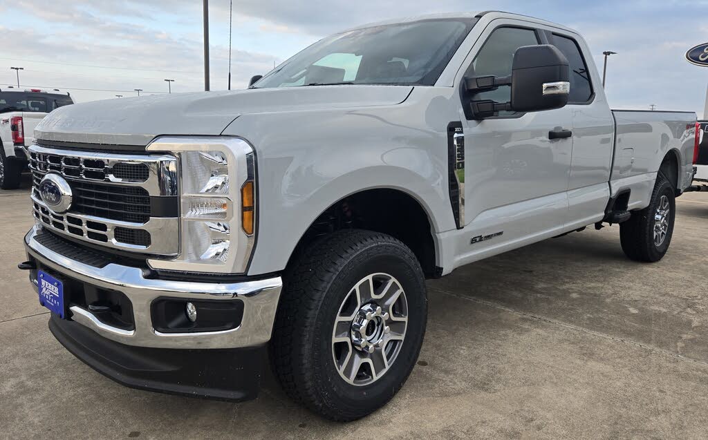 2025 Ford F-250 Super Duty XLT SuperCab 4WD