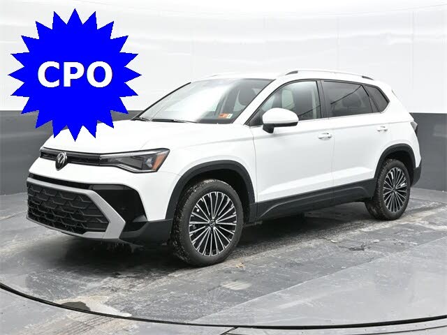 2025 Volkswagen Taos SE FWD