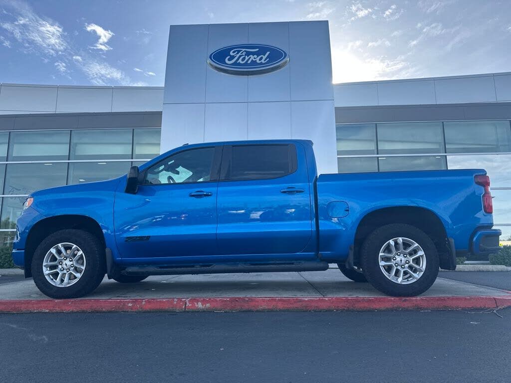 2023 Chevrolet Silverado 1500 RST Crew Cab 4WD