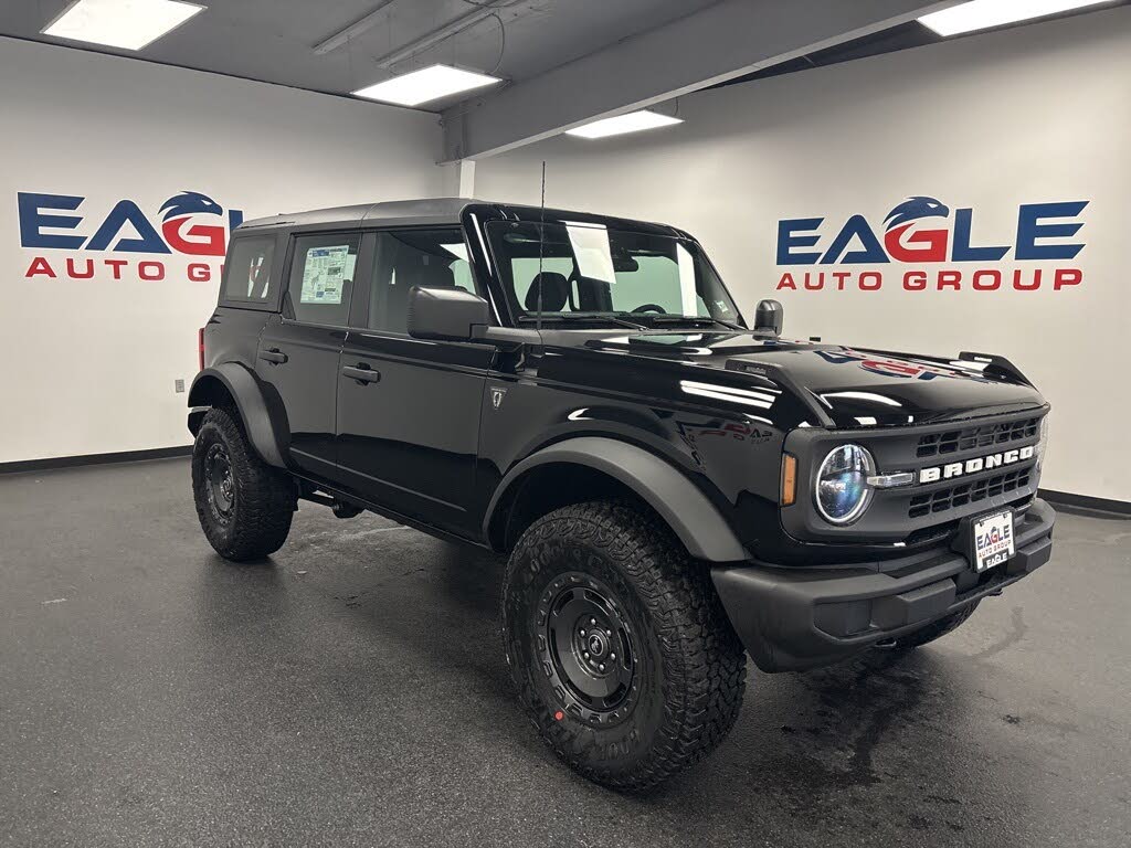 2025 Ford Bronco 4-Door 4WD