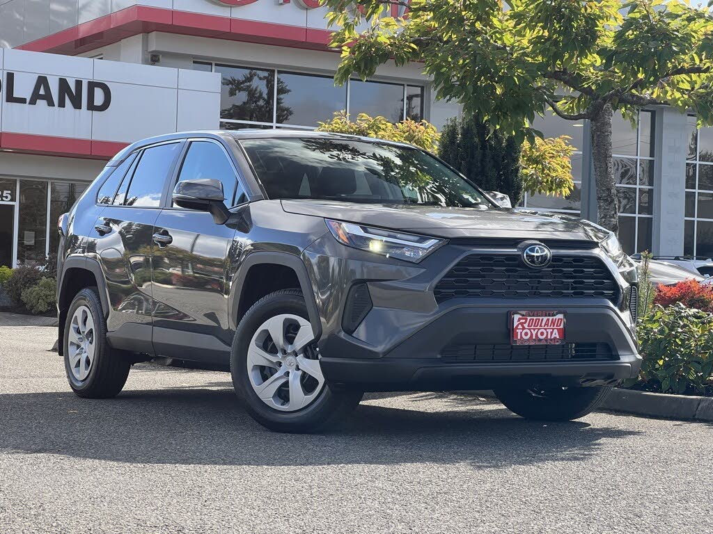 2025 Toyota RAV4 LE AWD