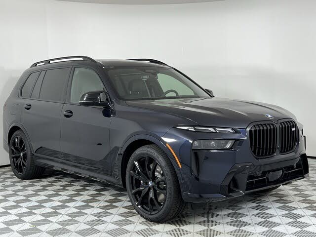 2026 BMW X7 M60i AWD