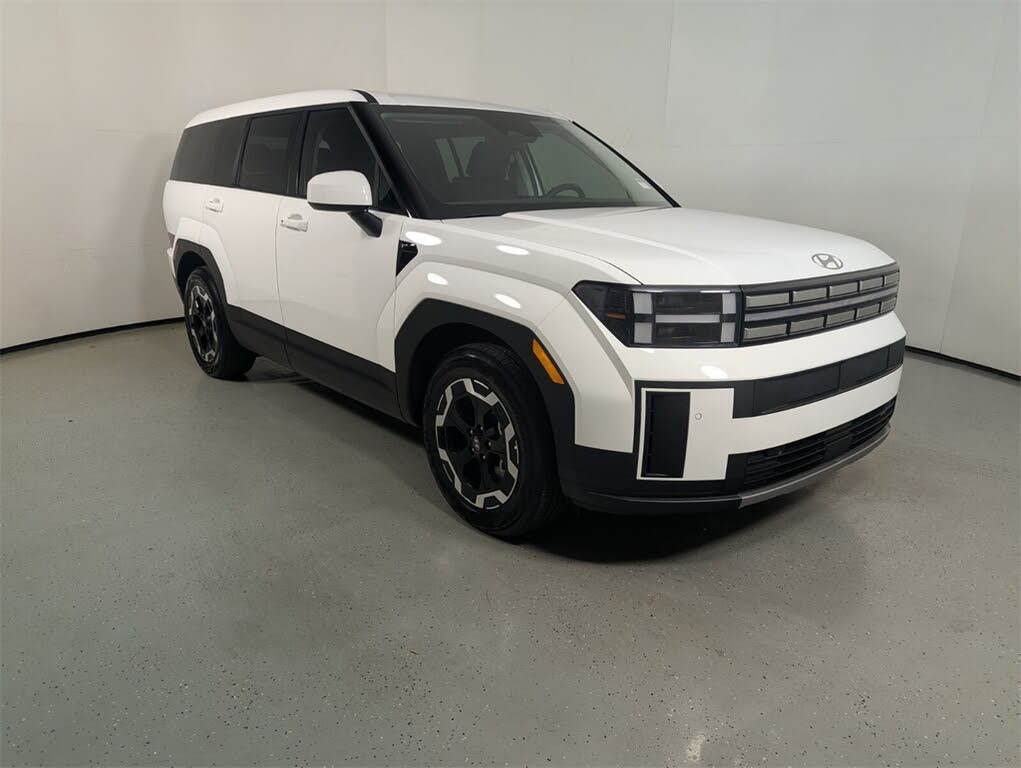 2026 Hyundai Santa Fe SE FWD