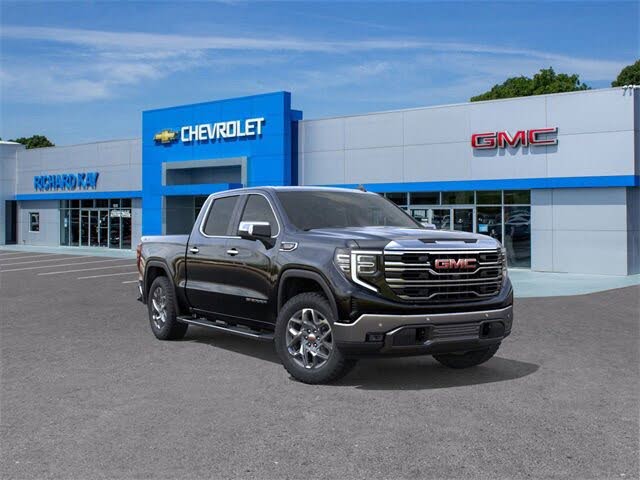 2026 GMC Sierra 1500 SLT Crew Cab 4WD