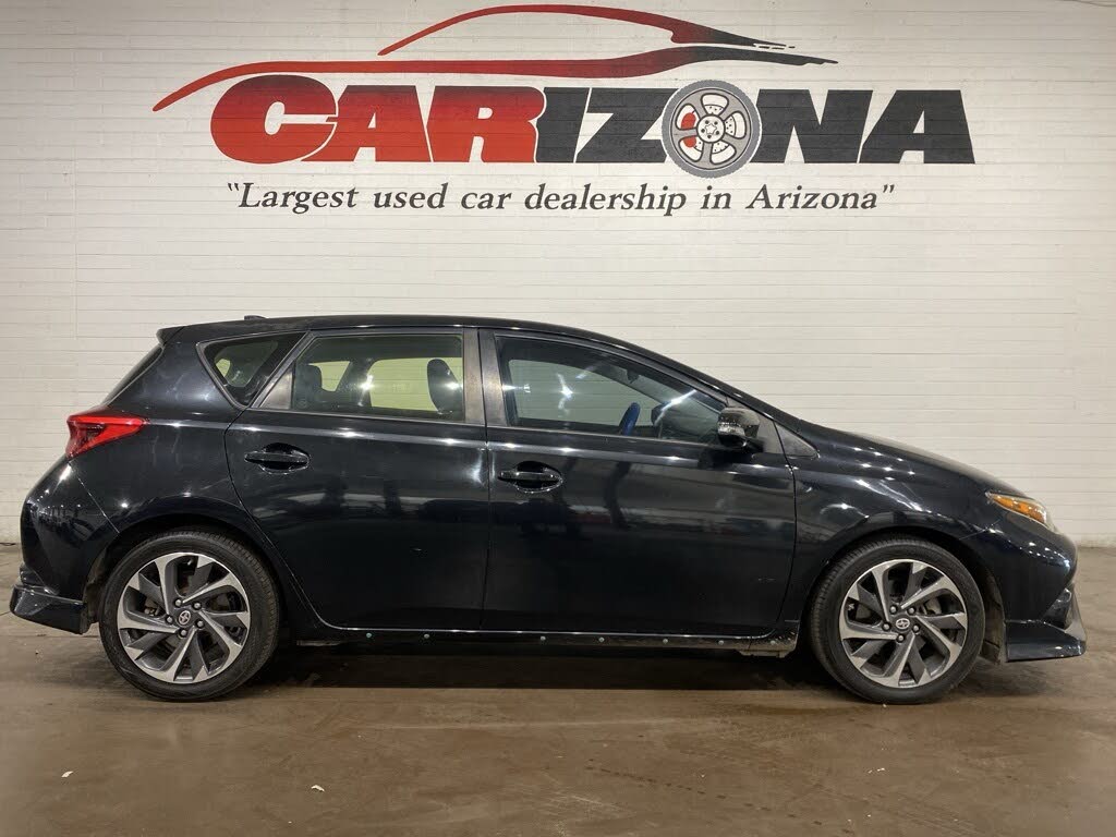 2016 Scion iM Base