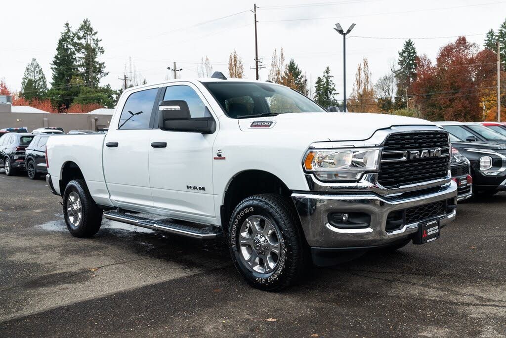 2024 RAM 2500 Big Horn Crew Cab 4WD