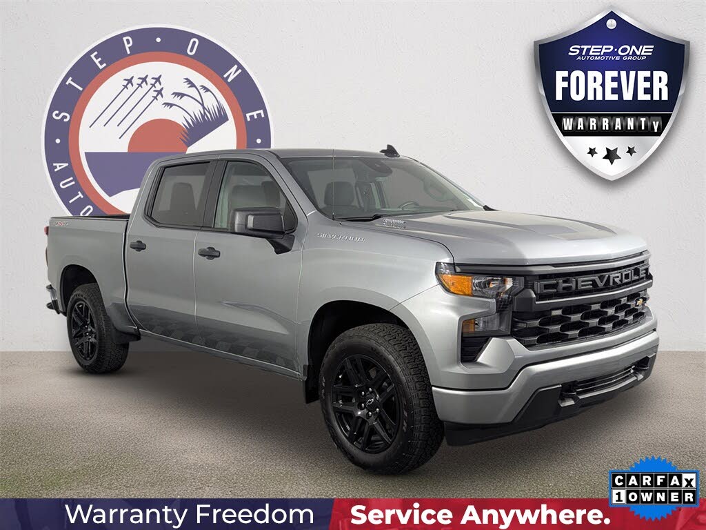 2025 Chevrolet Silverado 1500 Custom Crew Cab 4WD