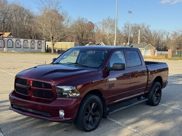 2019 RAM 1500 Classic Express Crew Cab 4WD