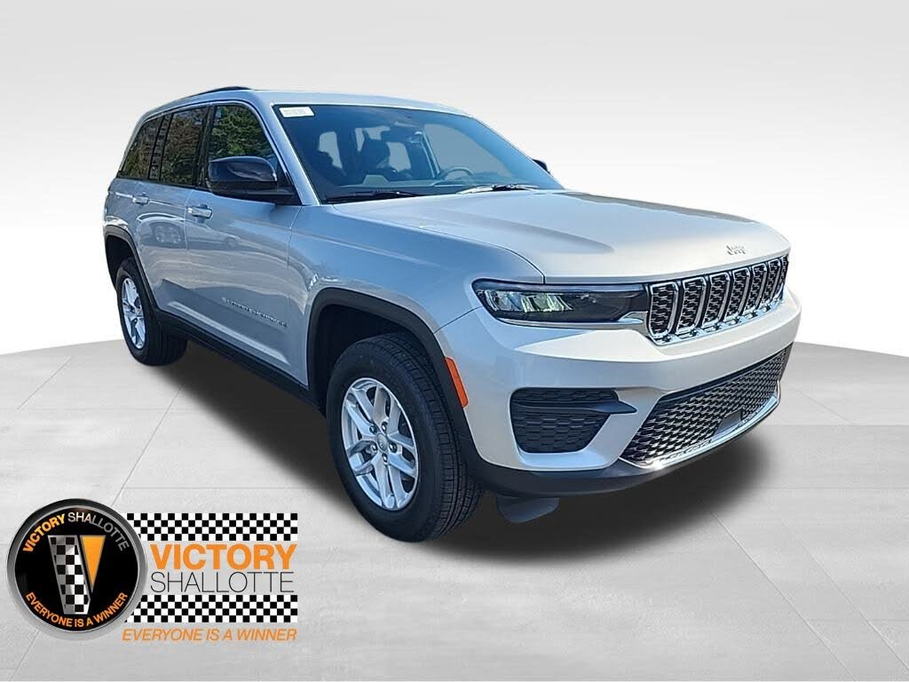 2025 Jeep Grand Cherokee Laredo X RWD