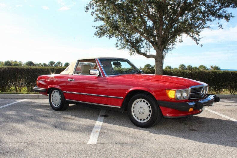 1987 Mercedes-Benz SL-Class 560SL