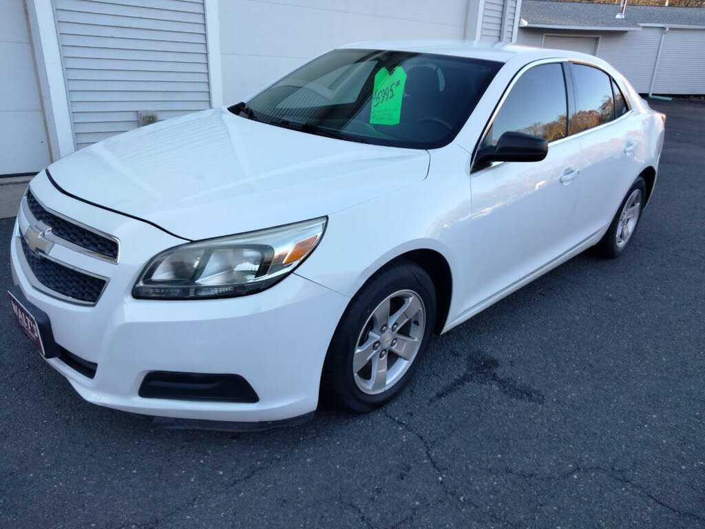2013 Chevrolet Malibu LS FWD