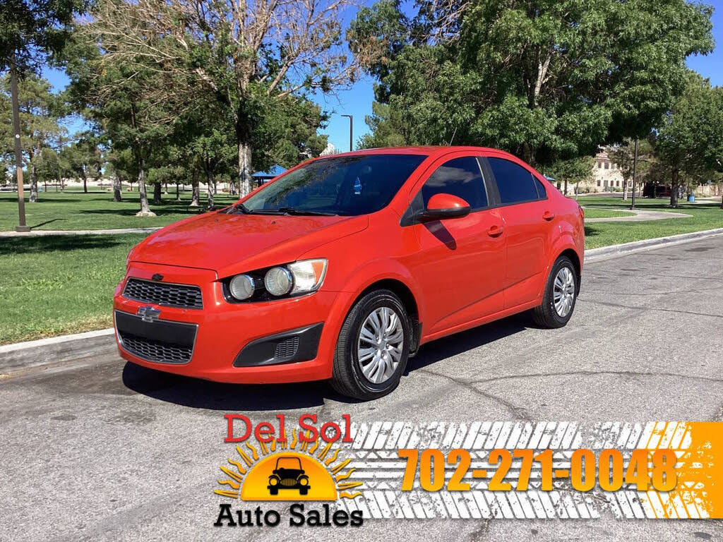 2013 Chevrolet Sonic LS Sedan FWD