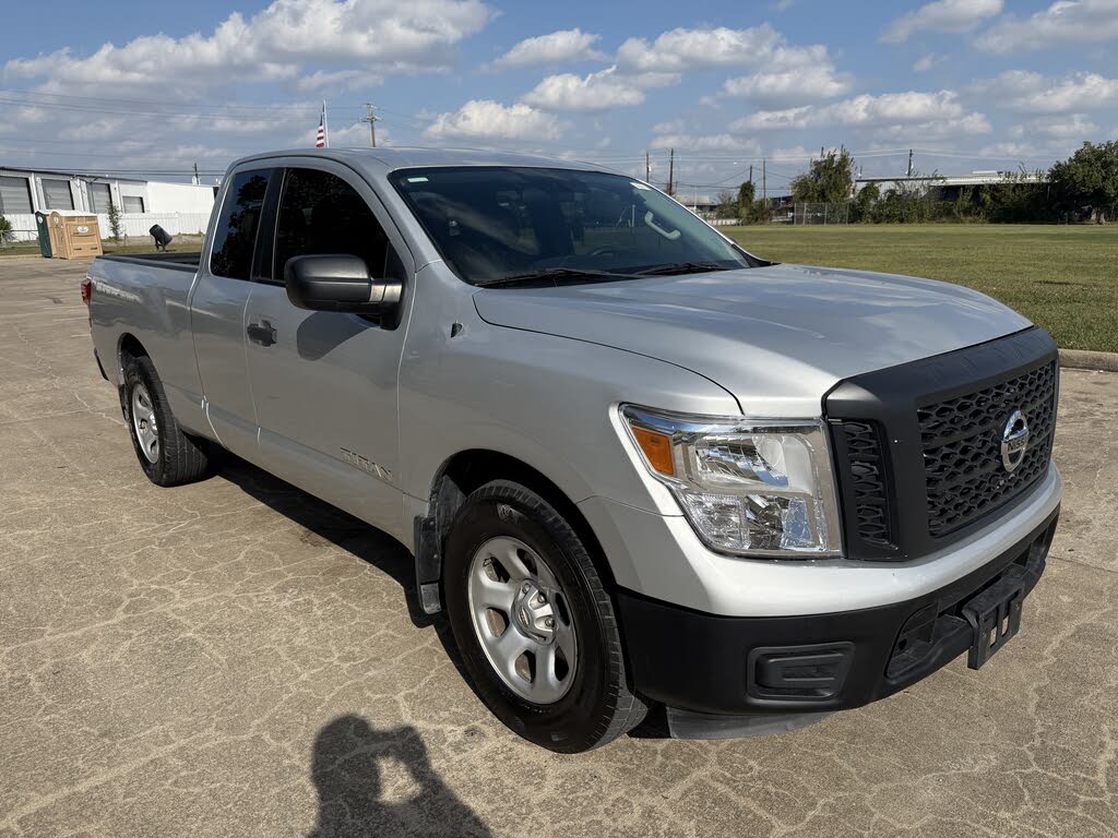 2017 Nissan Titan S King Cab