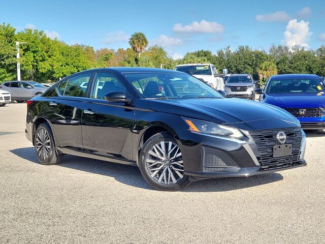 2023 Nissan Altima 2.5 SV AWD