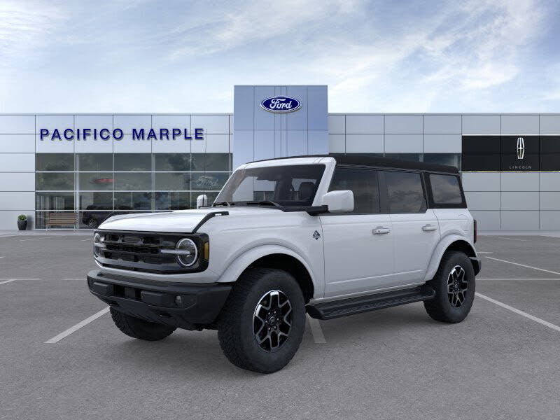 2025 Ford Bronco Outer Banks 4-Door 4WD
