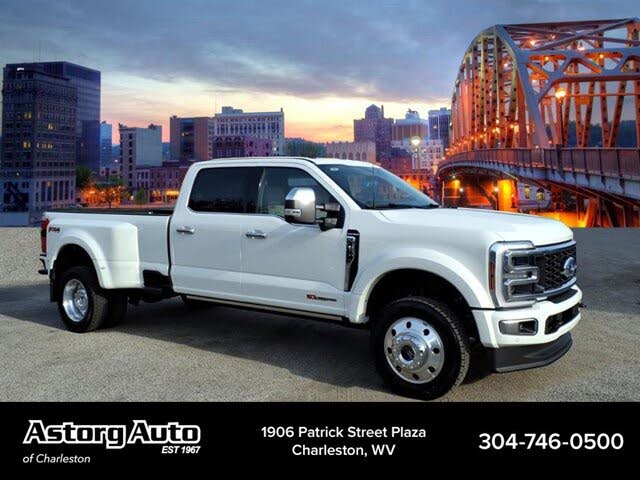 2025 Ford F-450 Super Duty Platinum Crew Cab LB DRW 4WD