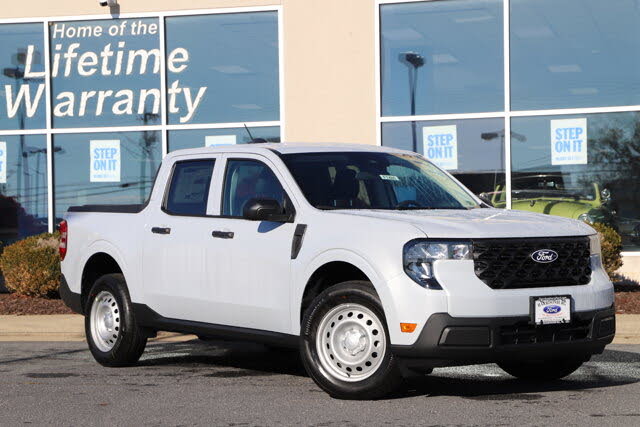 2025 Ford Maverick XL SuperCrew AWD