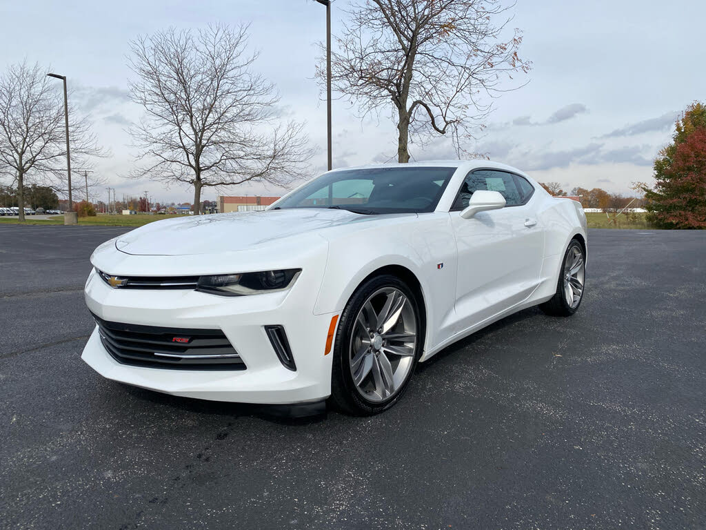 2017 Chevrolet Camaro 1LT Coupe RWD