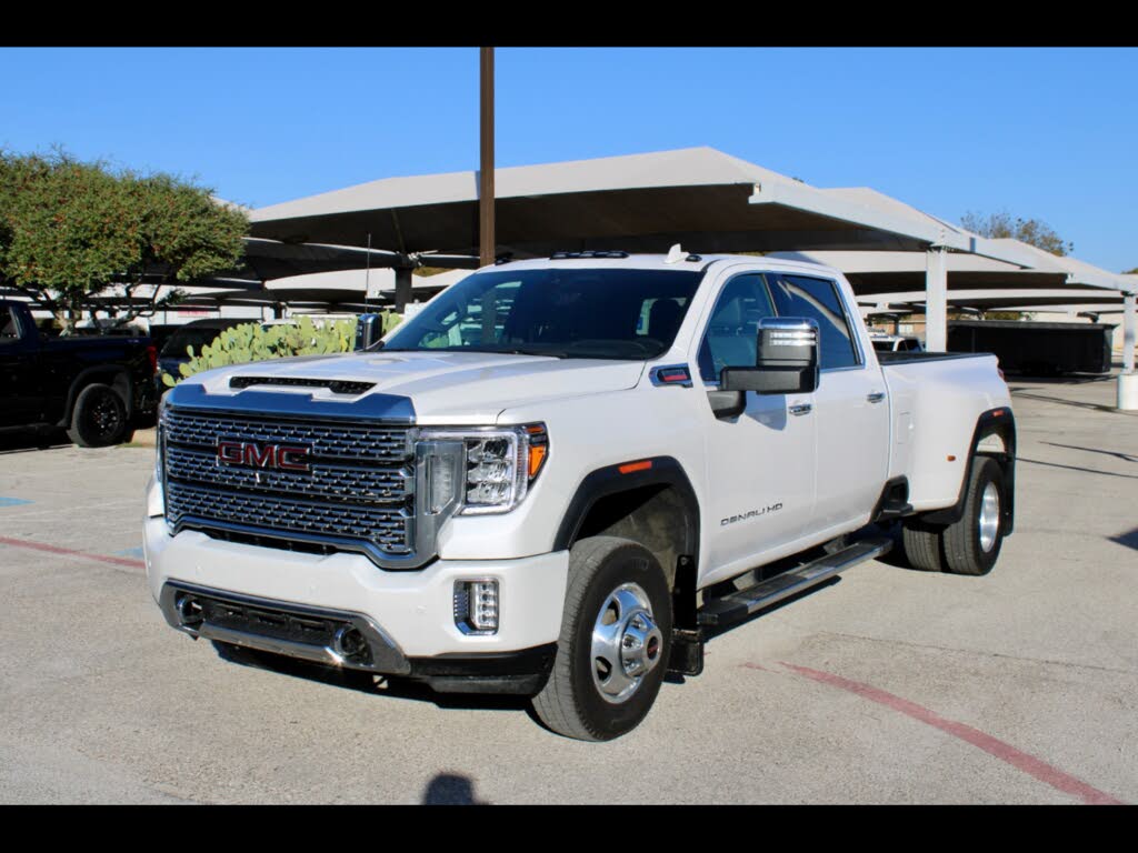 2023 GMC Sierra 3500HD Denali Crew Cab LB 4WD