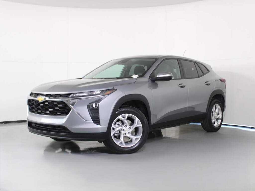2024 Chevrolet Trax LS FWD