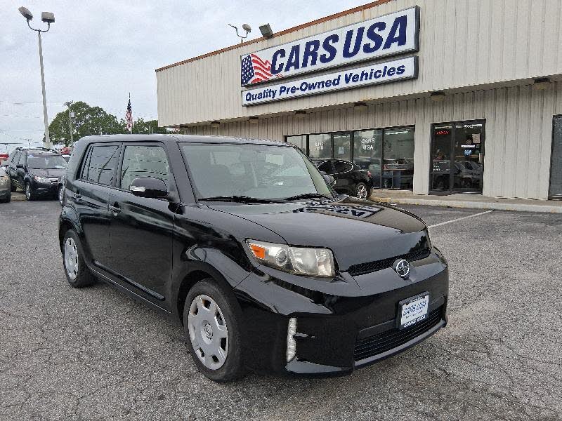 2013 Scion xB Base