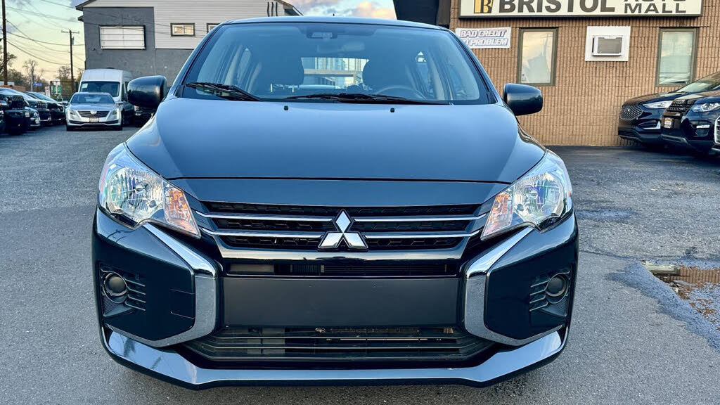 2024 Mitsubishi Mirage ES FWD