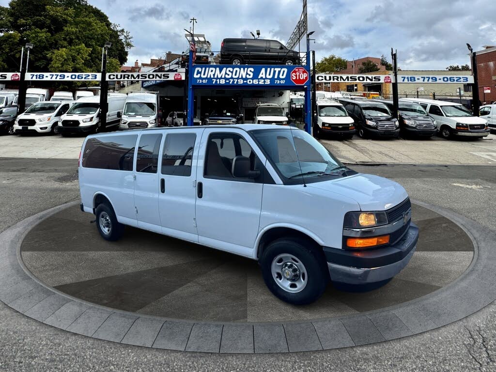 2025 Chevrolet Express 3500 LT Extended RWD