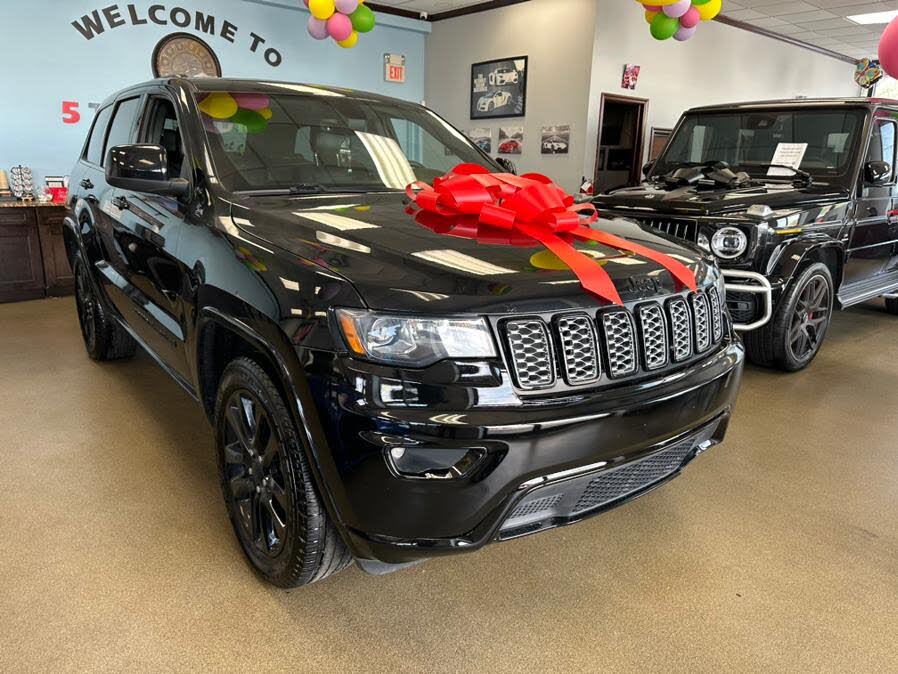 2018 Jeep Grand Cherokee Altitude 4WD