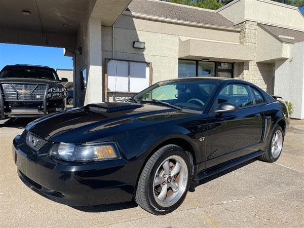 2002 Ford Mustang GT Deluxe