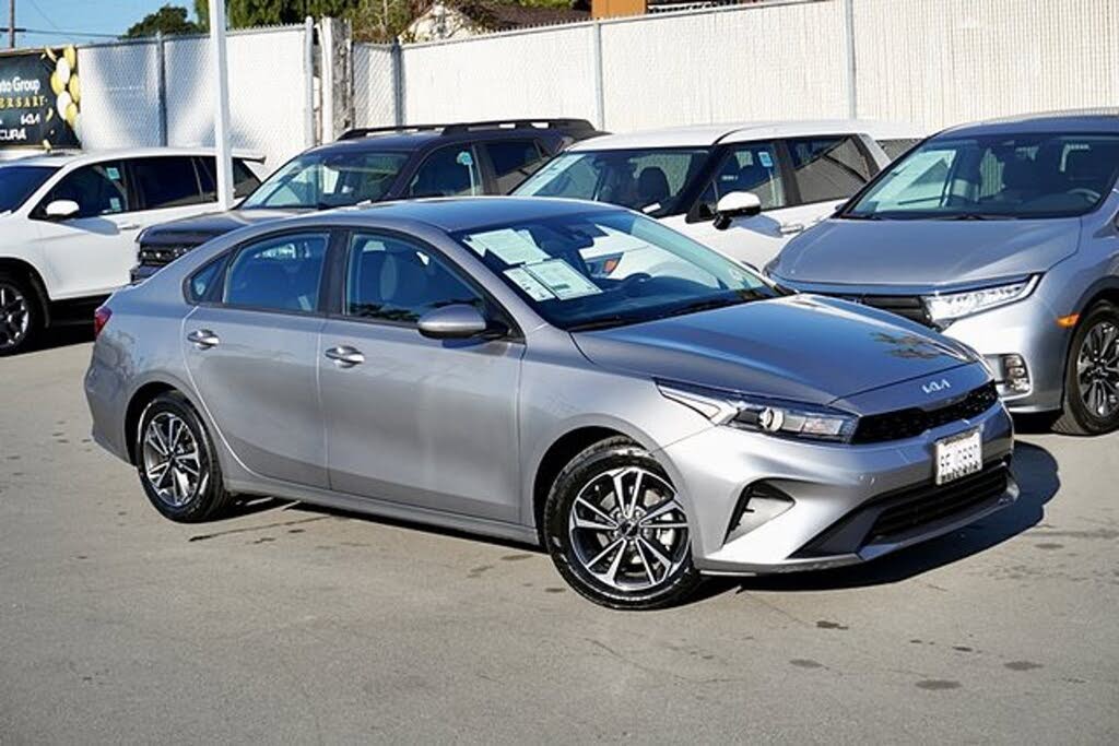 2023 Kia Forte LXS FWD