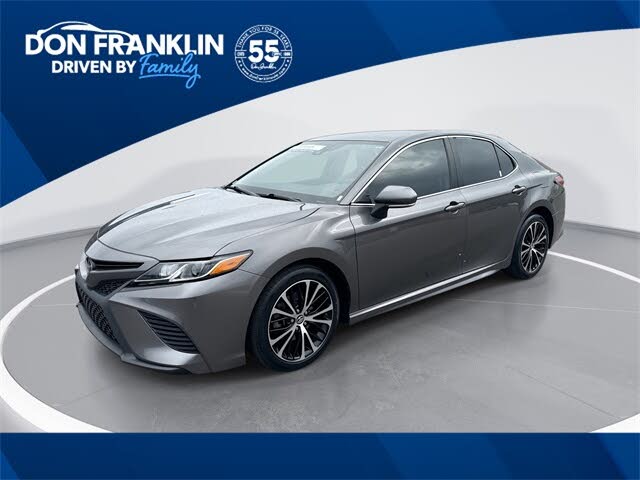 2019 Toyota Camry SE FWD