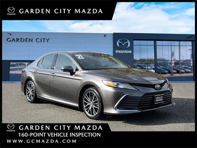 2021 Toyota Camry Hybrid XLE FWD