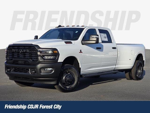 2026 RAM 3500 Tradesman Crew Cab LB DRW 4WD