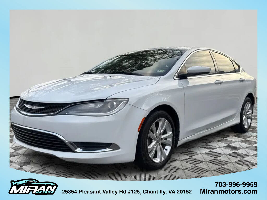 2016 Chrysler 200 Limited Sedan FWD