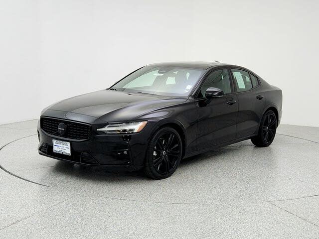 2024 Volvo S60 B5 Plus Black Edition FWD