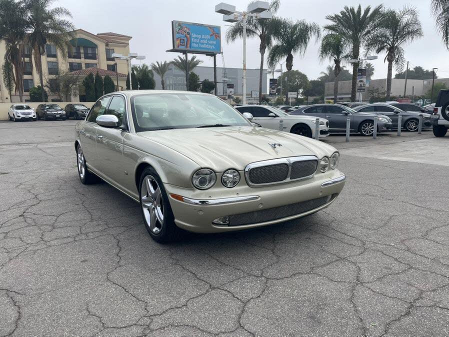 2007 Jaguar XJ-Series XJ Vanden Plas RWD