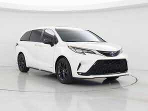 Toyota Sienna XSE 7-Passenger FWD