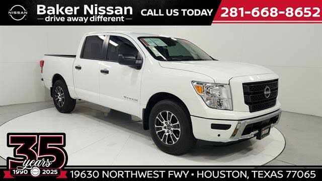 2024 Nissan Titan SV Crew Cab RWD
