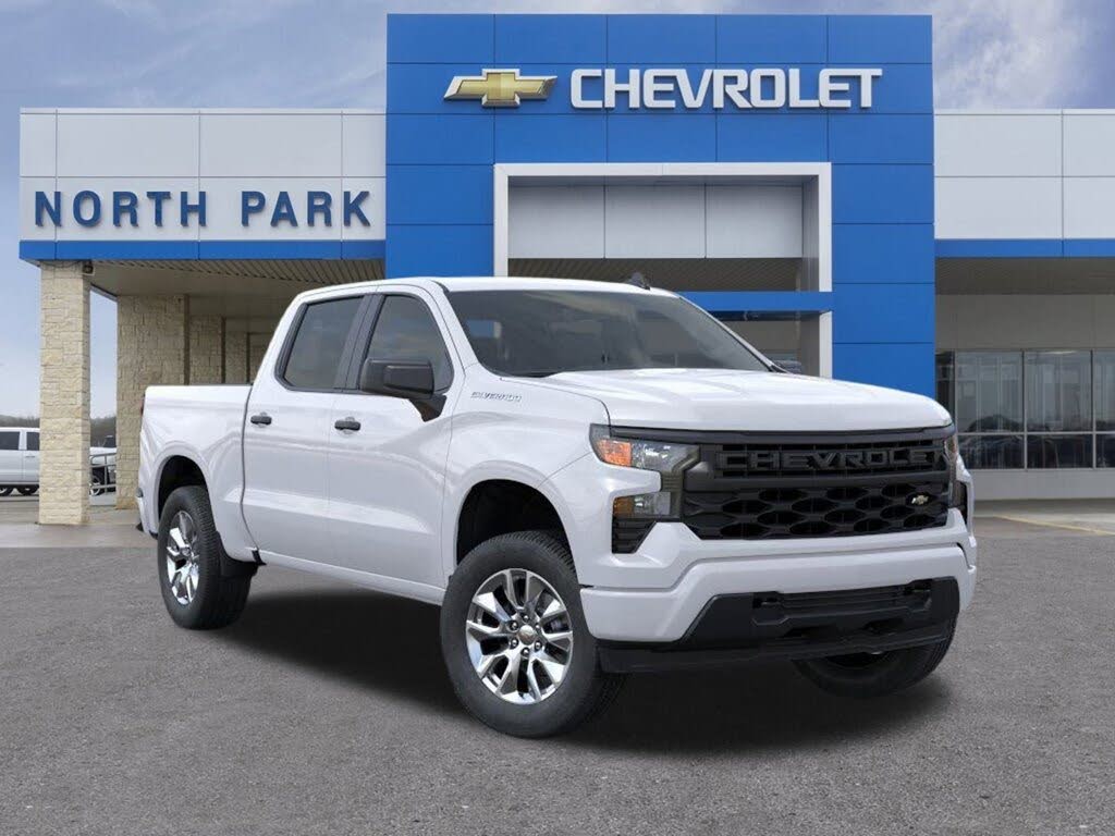 2026 Chevrolet Silverado 1500 Custom Crew Cab RWD