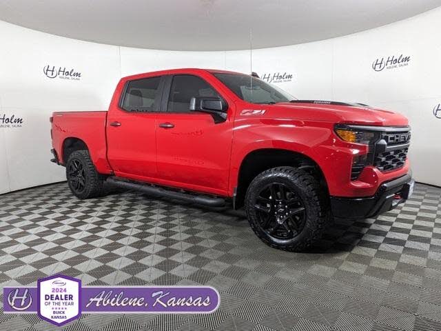 2023 Chevrolet Silverado 1500 Custom Trail Boss Crew Cab 4WD